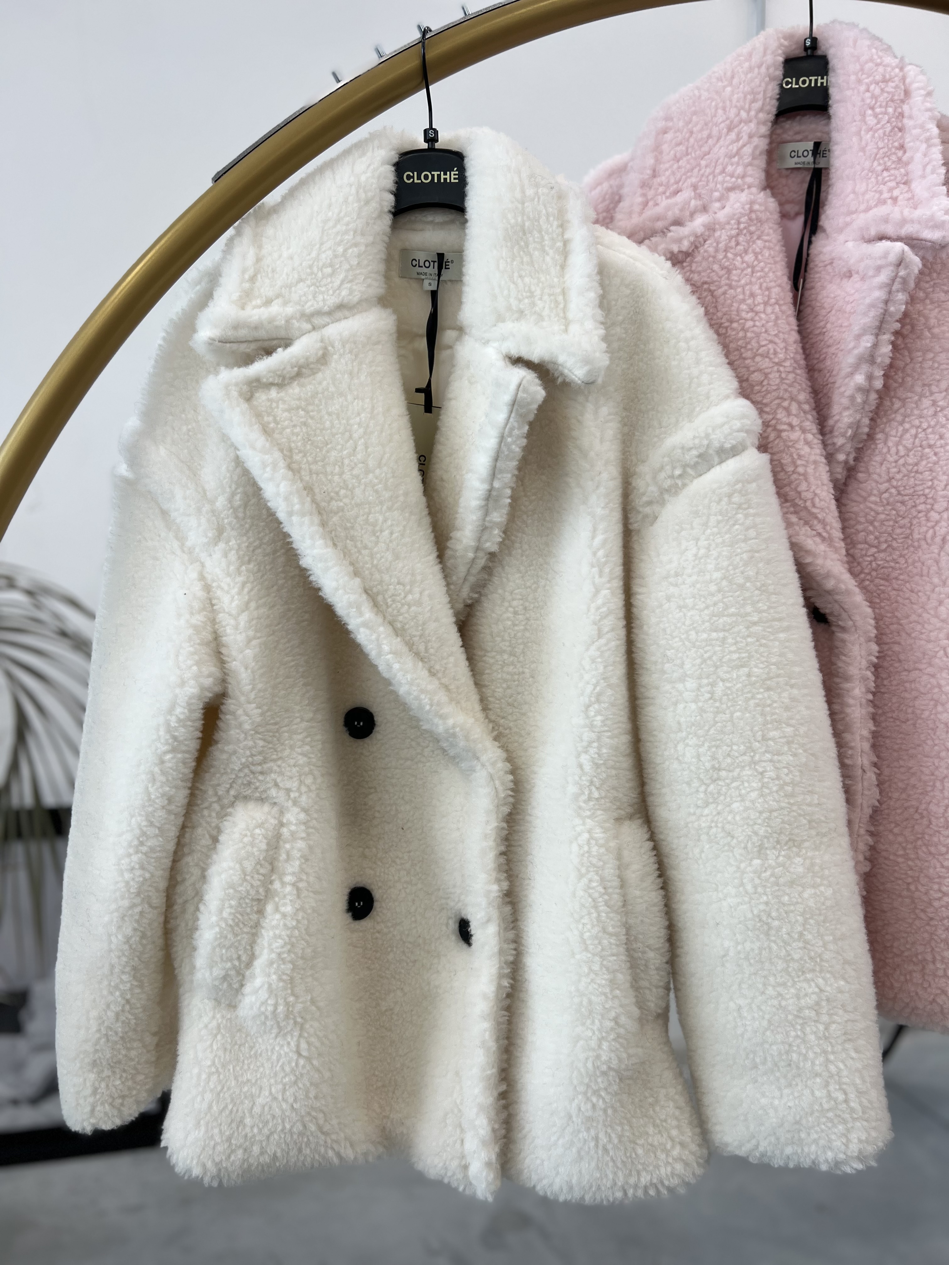 Cappotto corto in lana effetto teddy