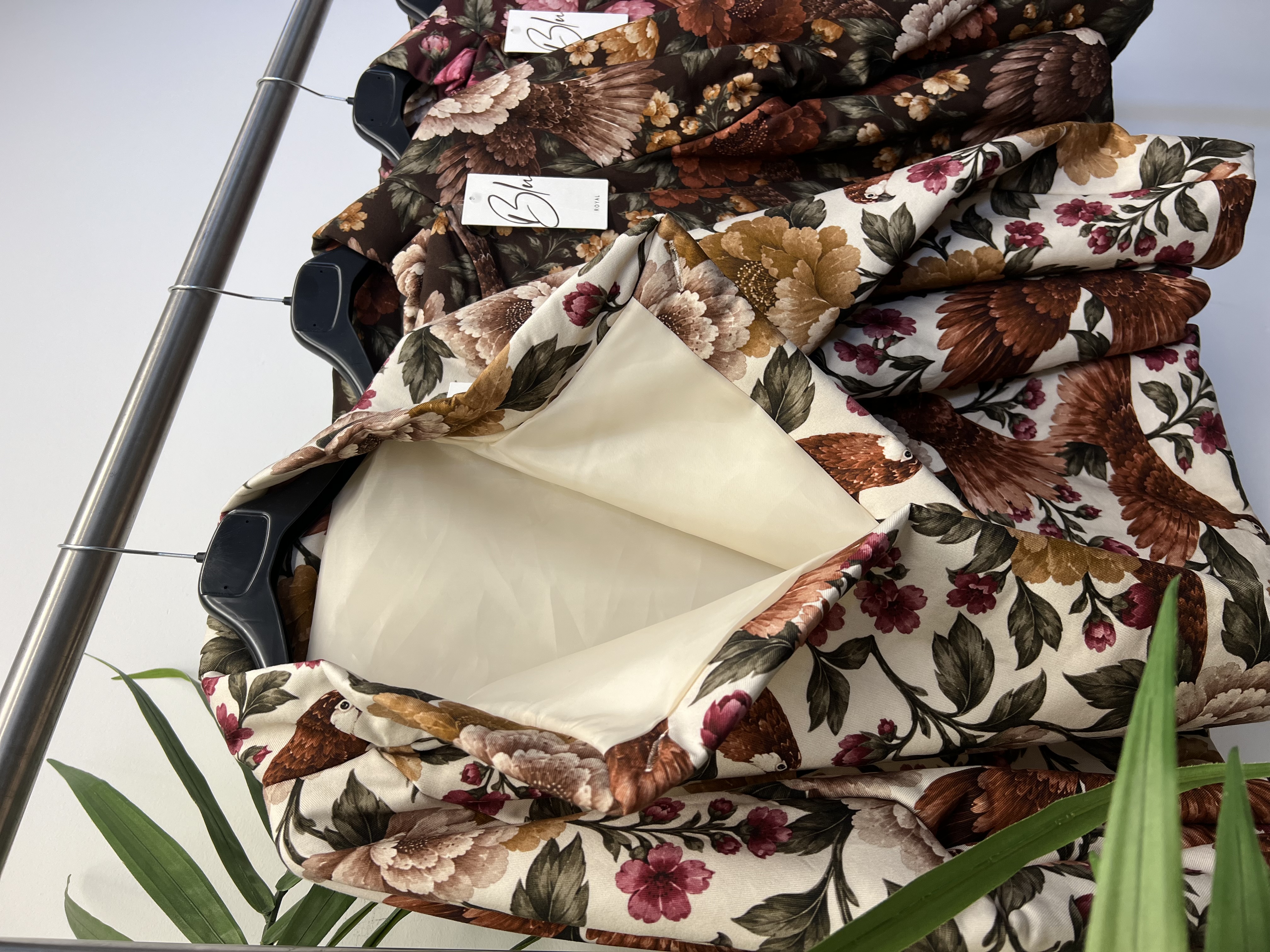 Giacca corta con stampa floreale