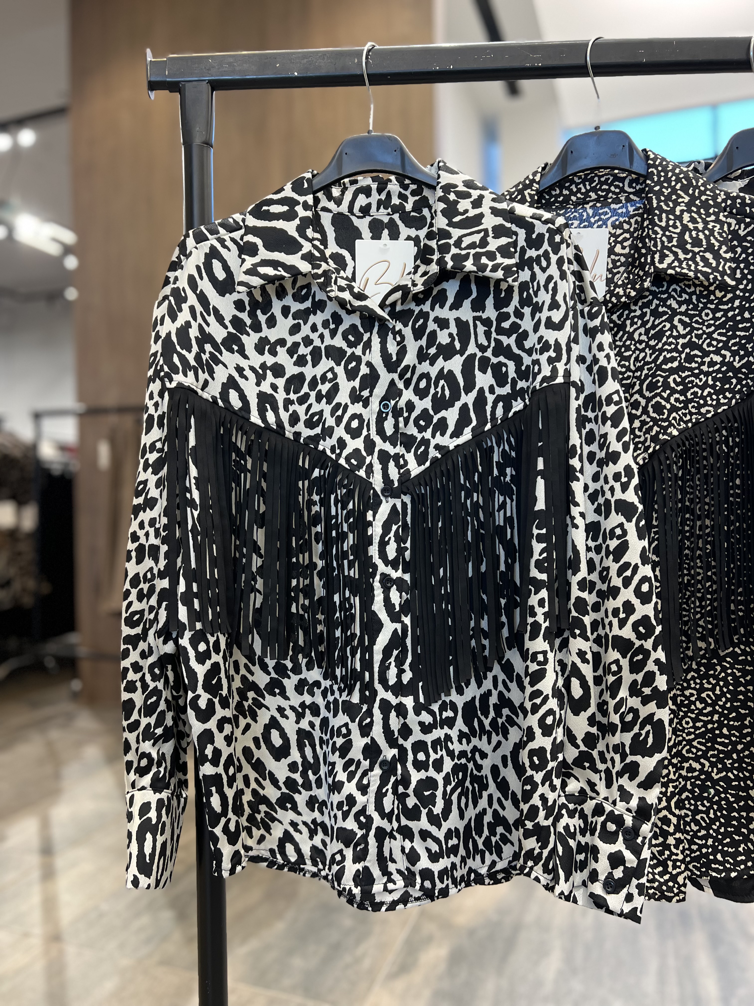 Camicia con frangia
