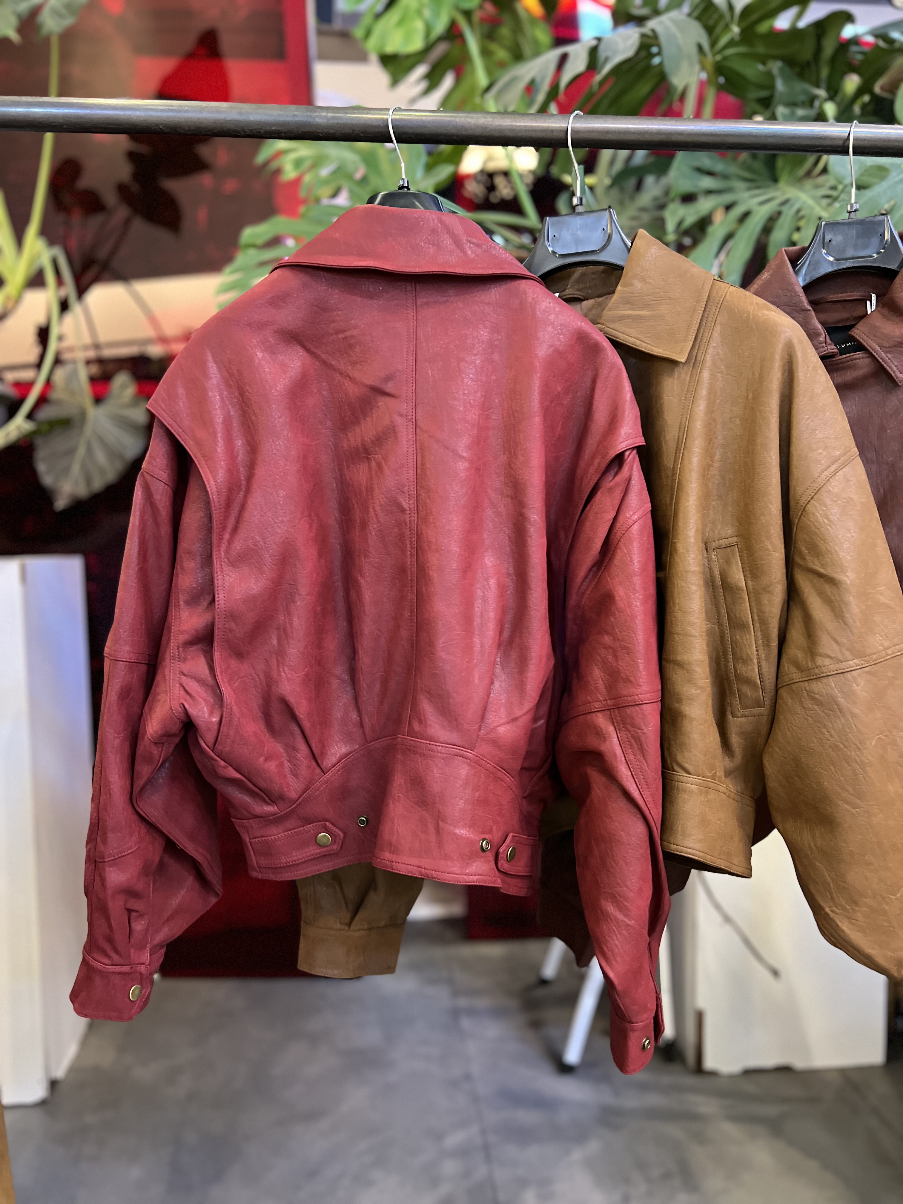 BOMBER JACKET