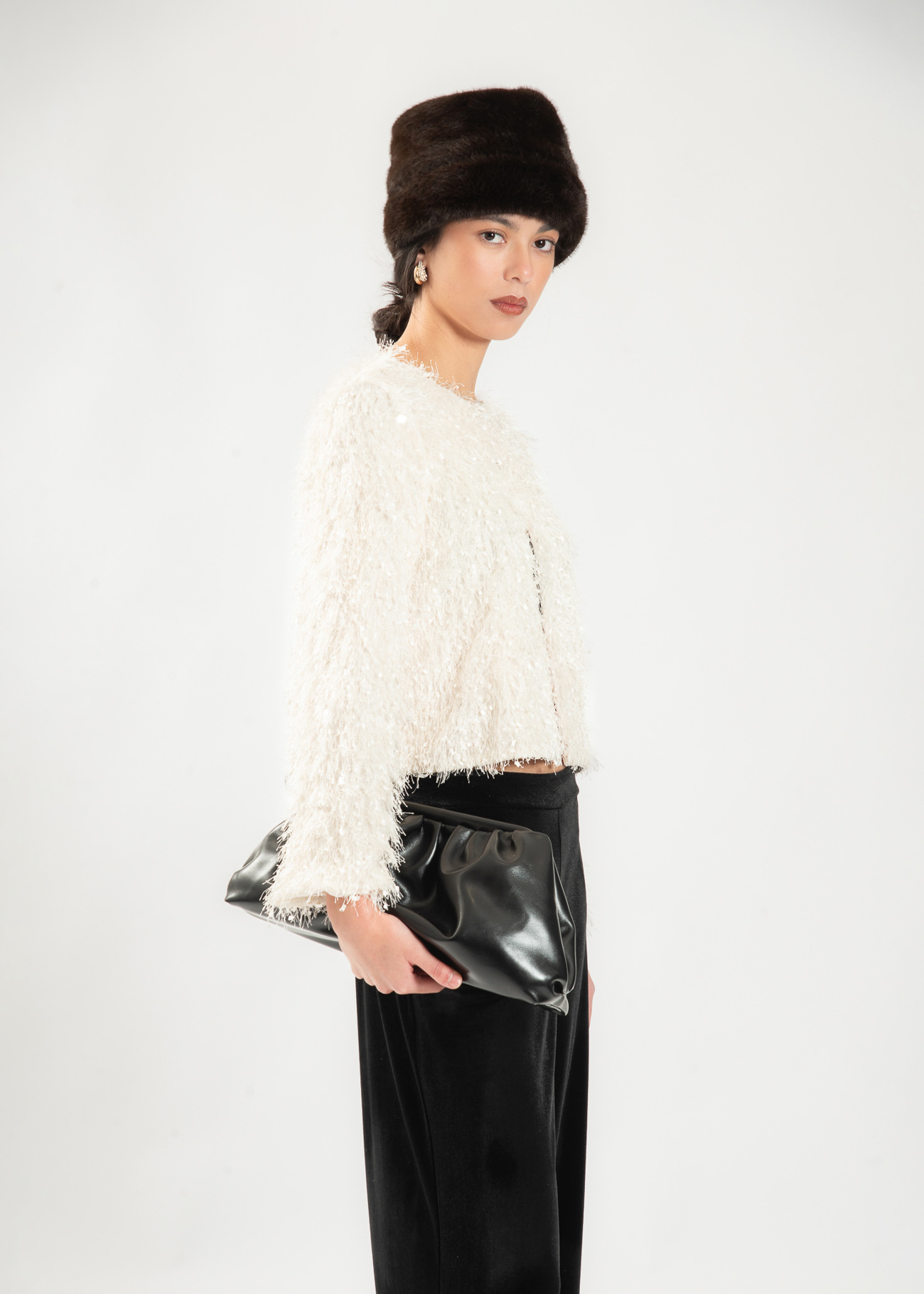 Giacca corta ecofur con paillettes