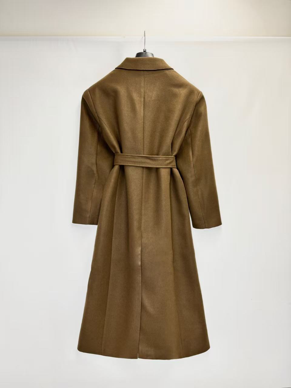 Long tie-up coat