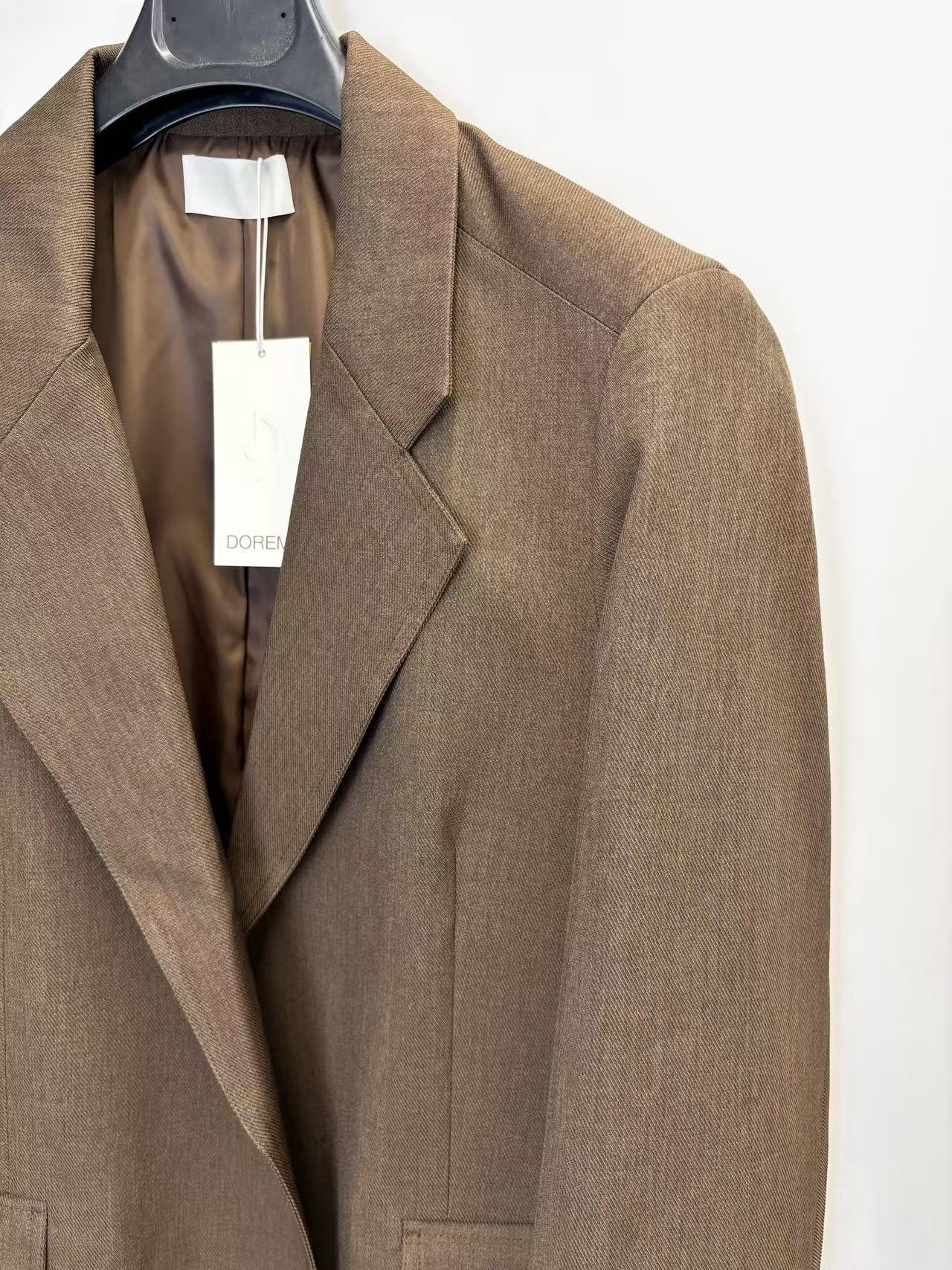 Structured oversized blazer