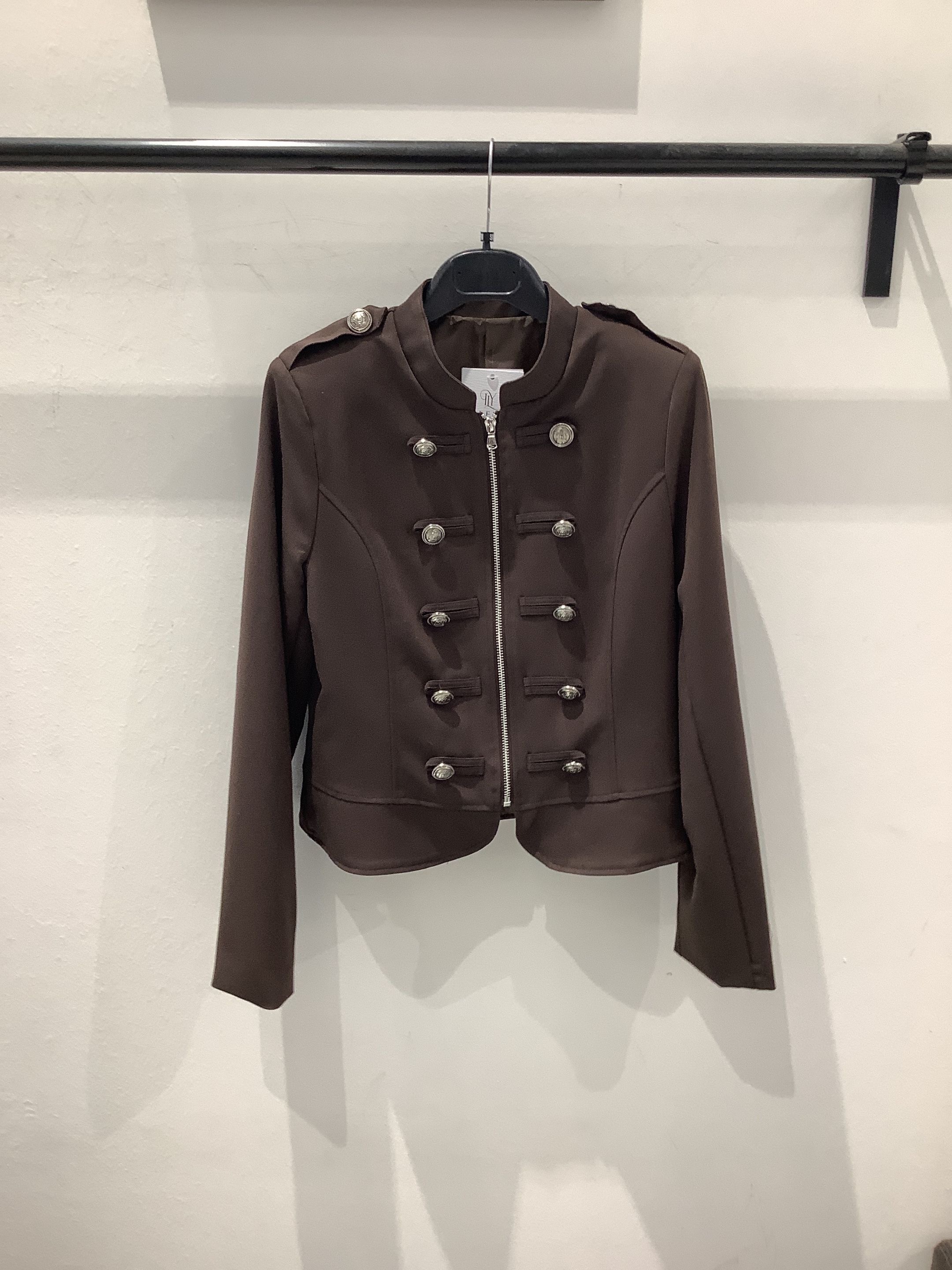 Giacca donna stile militare con bottoni decorativi