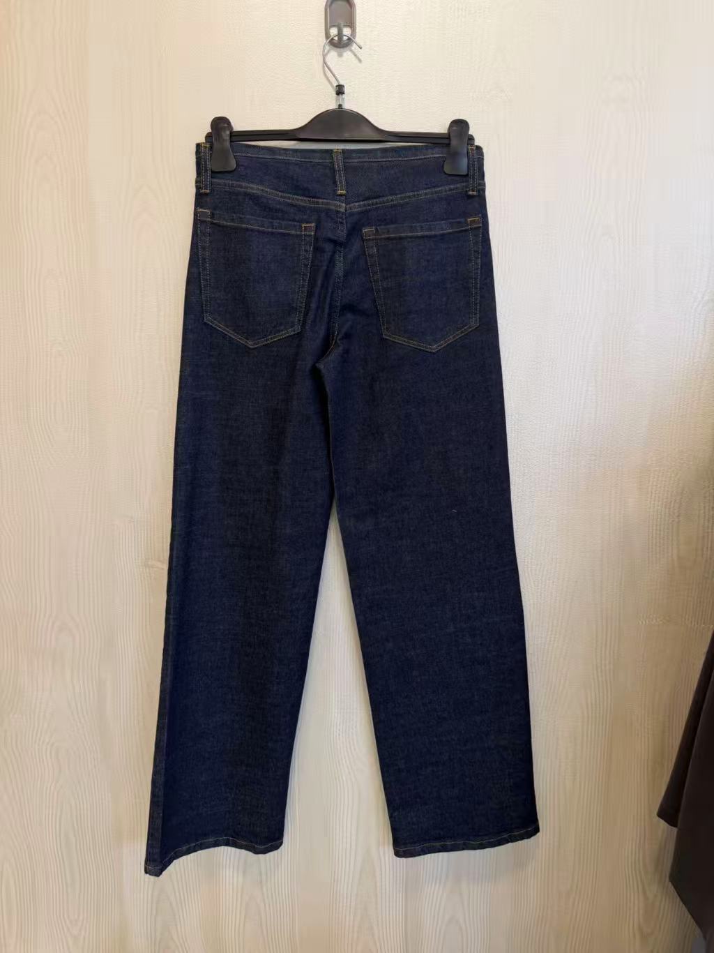 JEANSDONNA