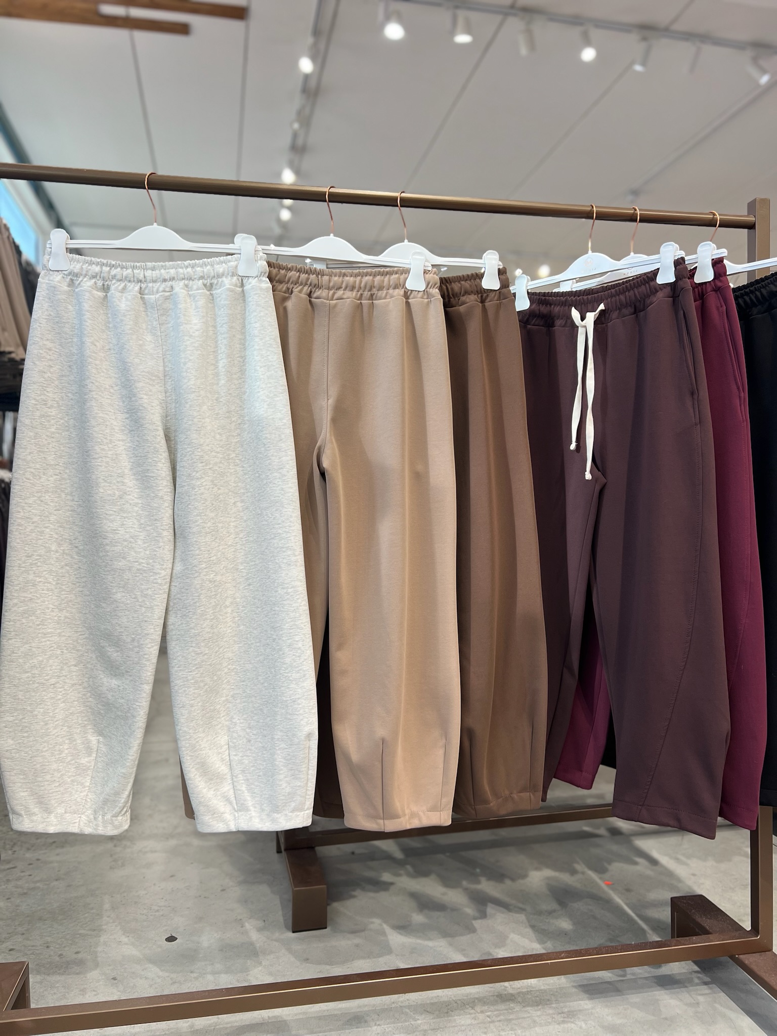 Pantaloni sportivi da donna