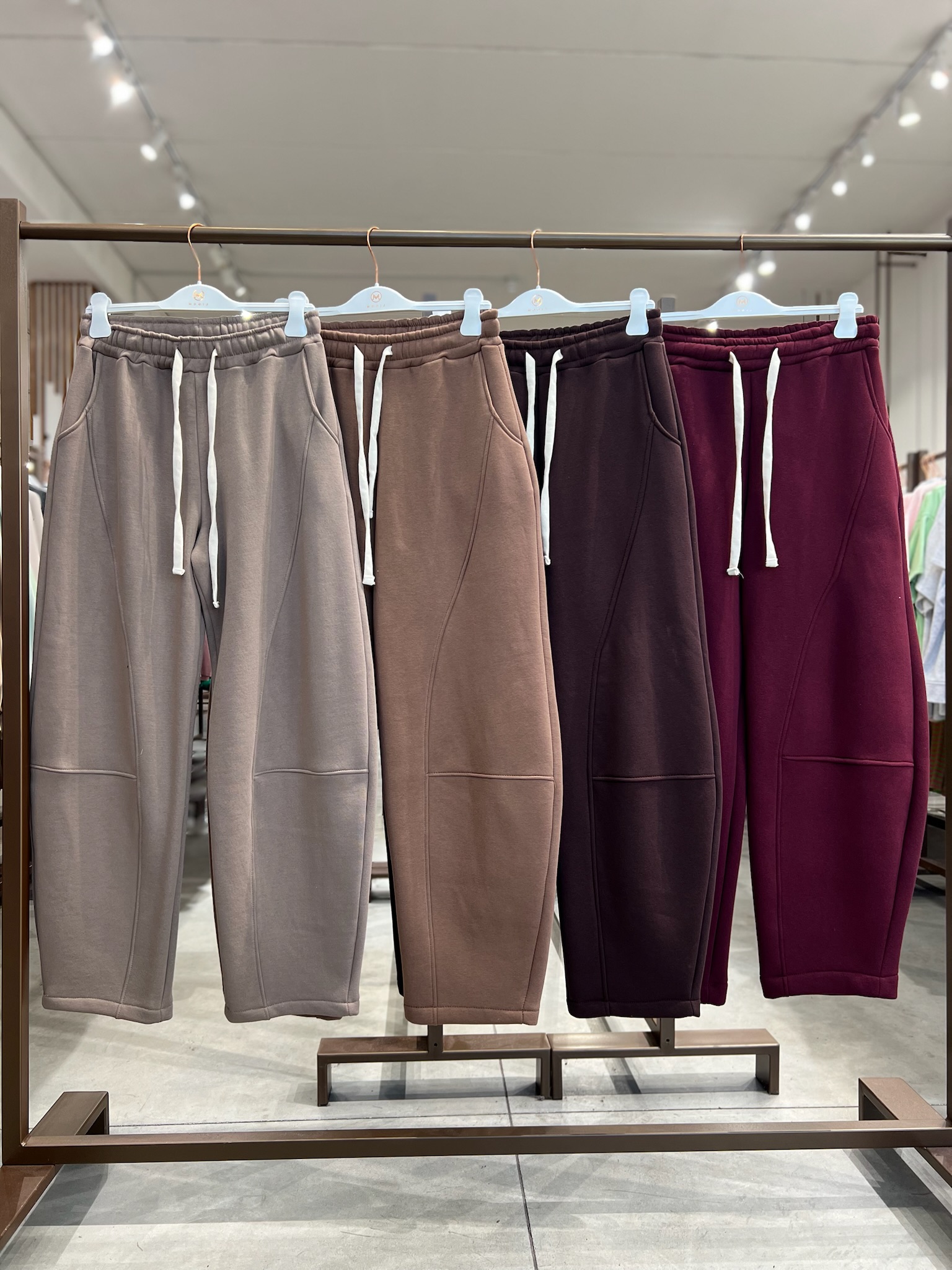 Pantaloni sportivi da donna