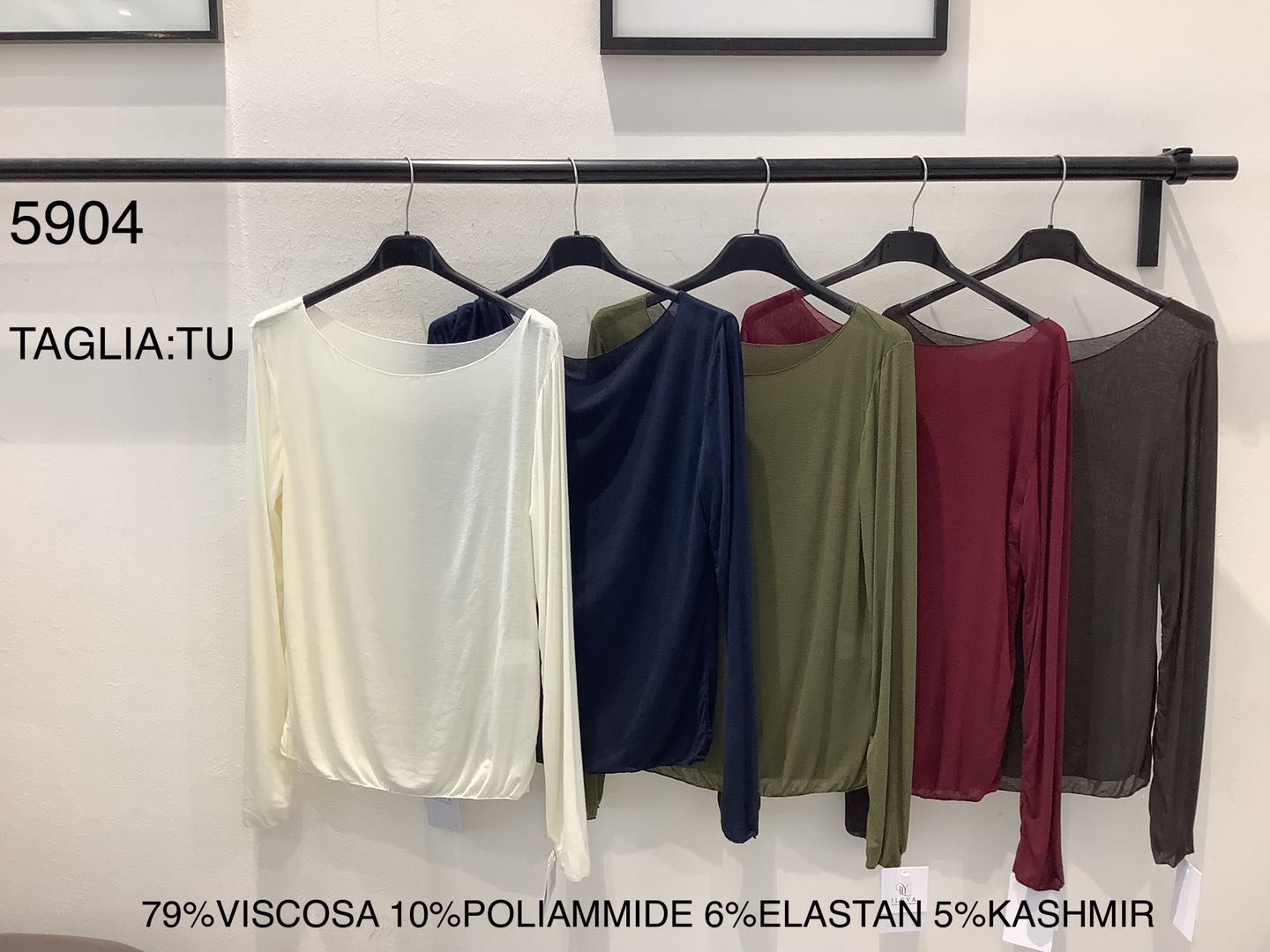Maglia girocollo a manica lunga