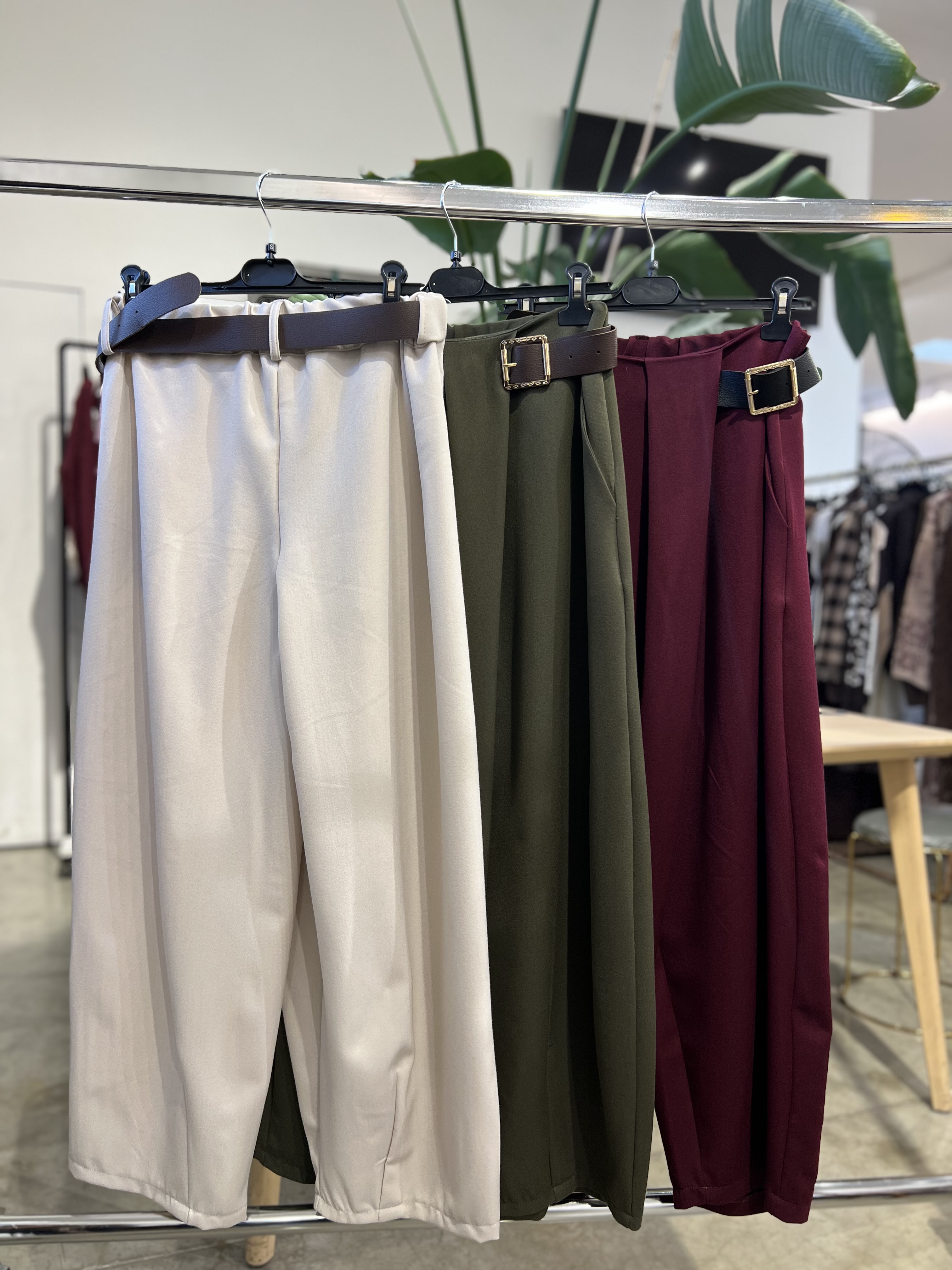 PANTALONI DA DONNA