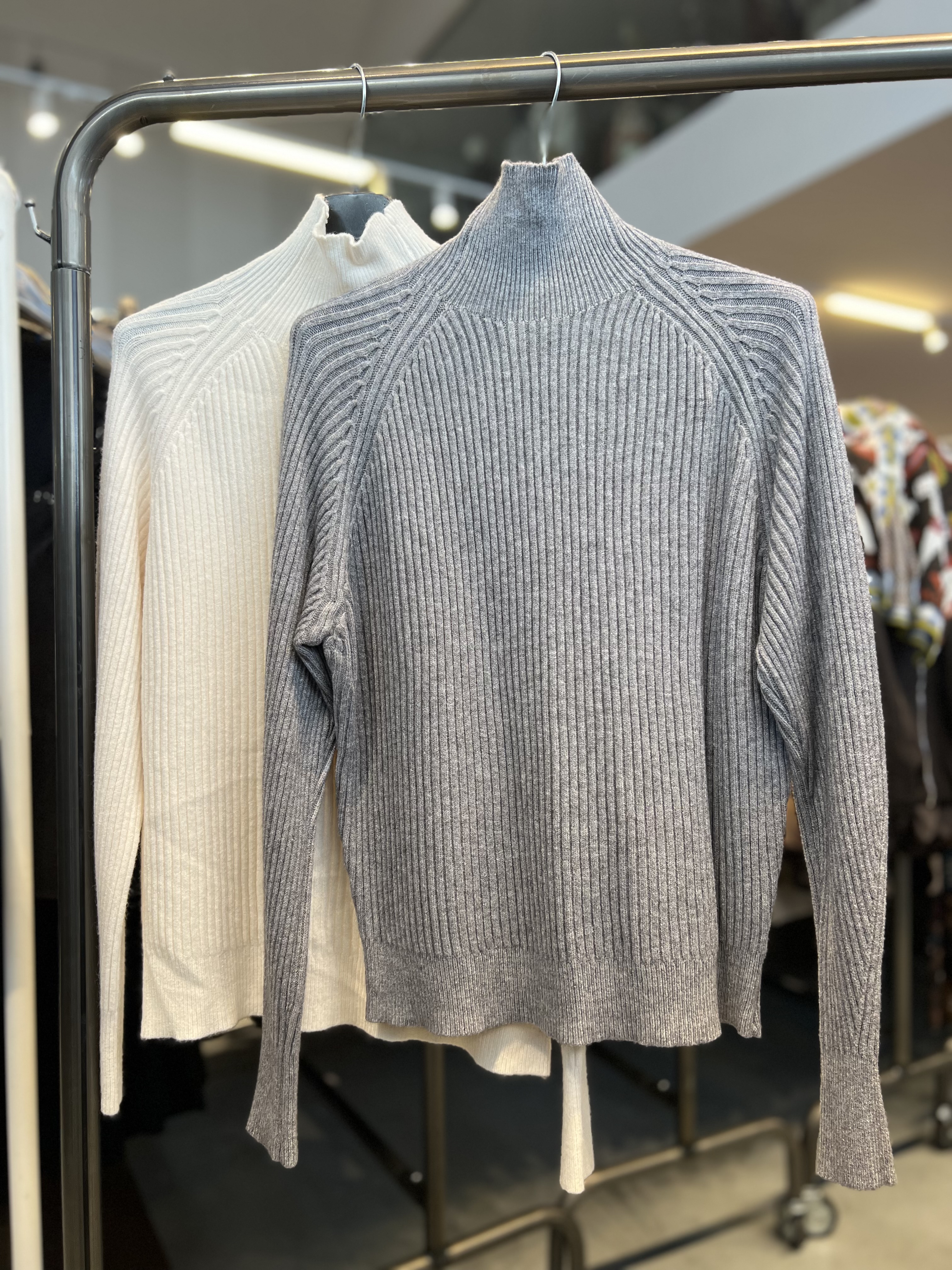 MAGLIA COLLO ALTO A COST