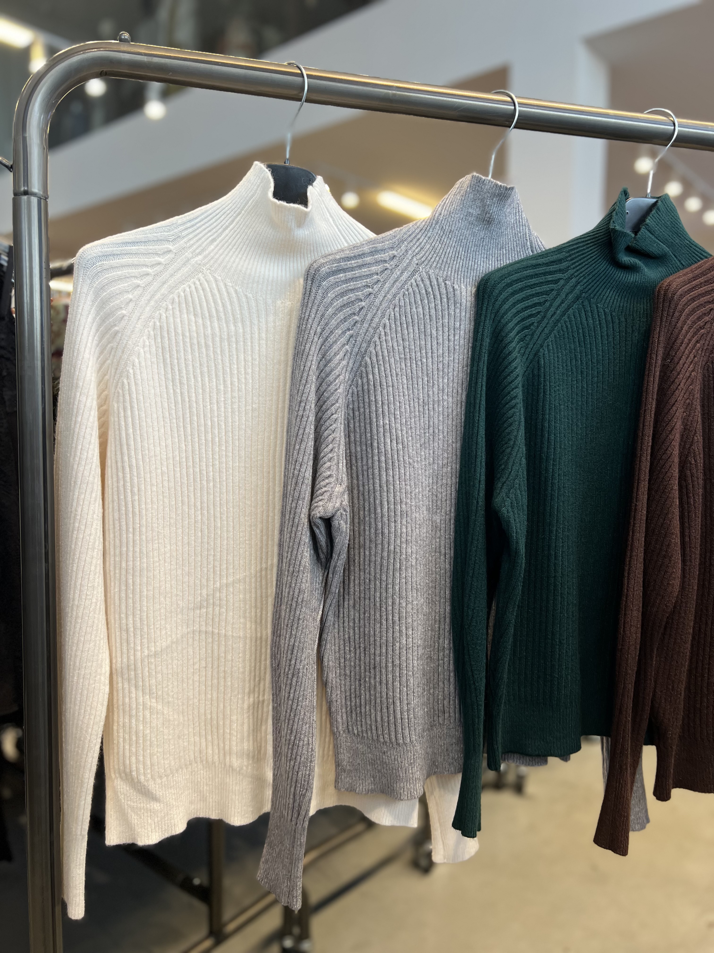 MAGLIA COLLO ALTO A COST