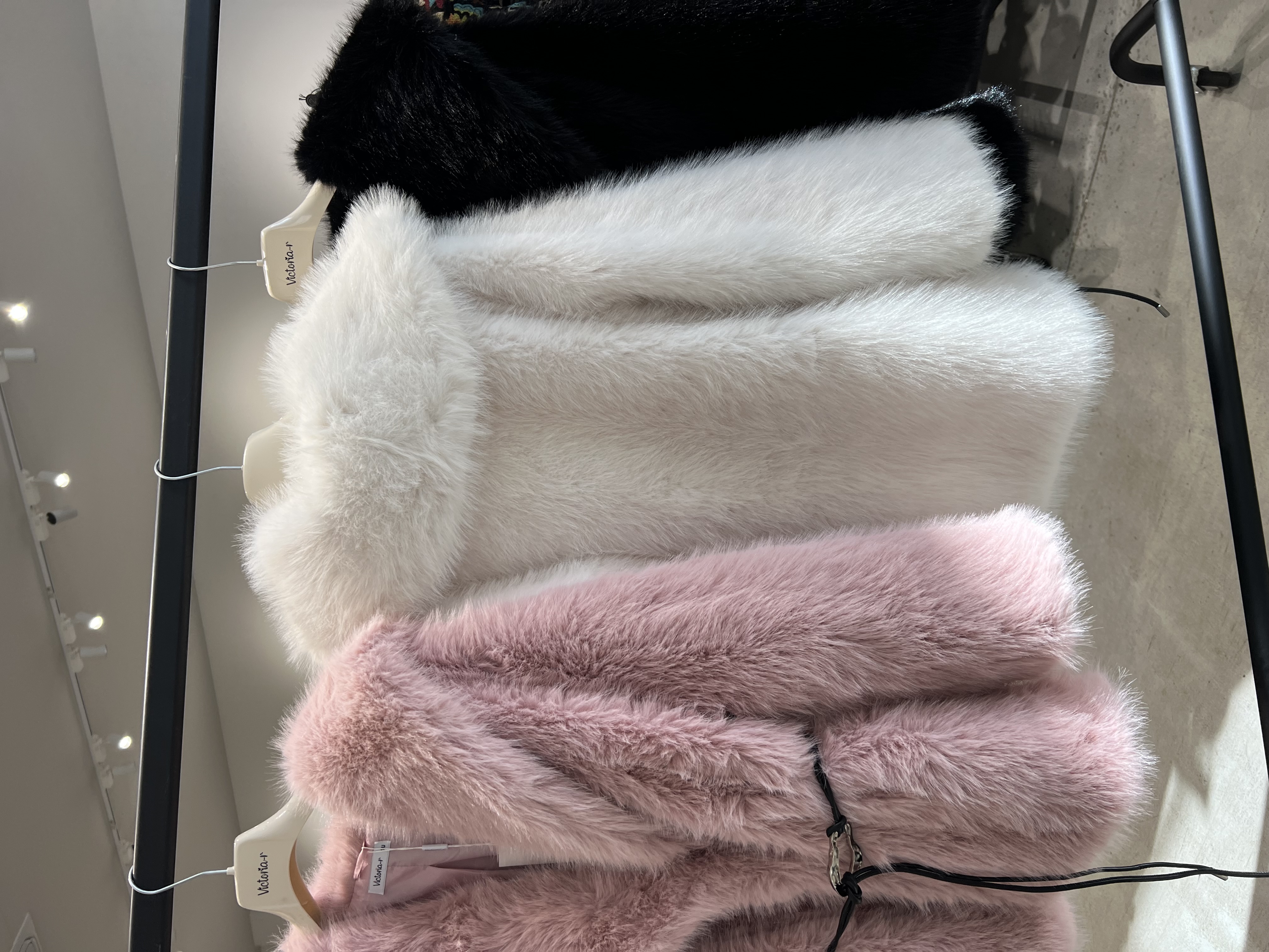 Cappotto in pelliccia sintetica da donna